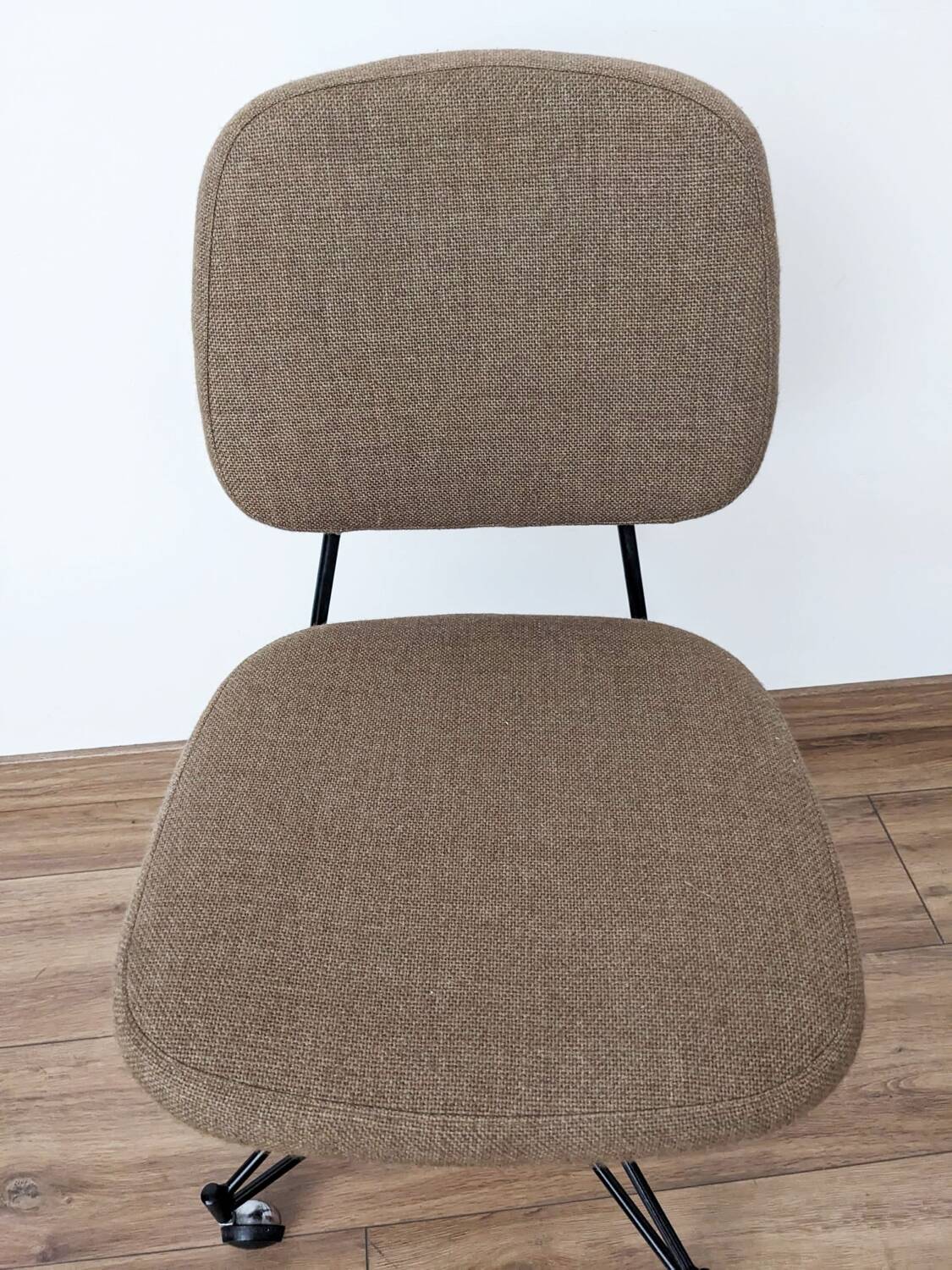 Pierre Paulin office chair