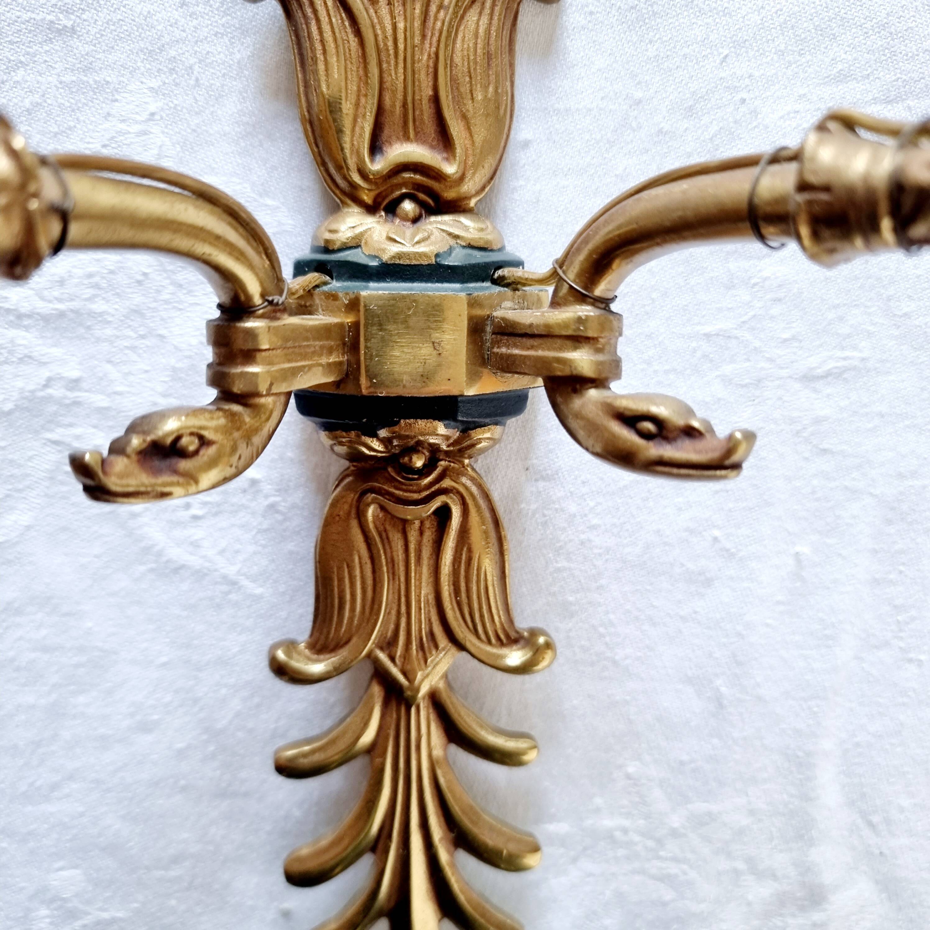 Pair of Empire style wall sconces in gilded bronze and Empire green, mid