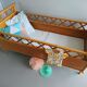Lit bébé vintage pieds compas