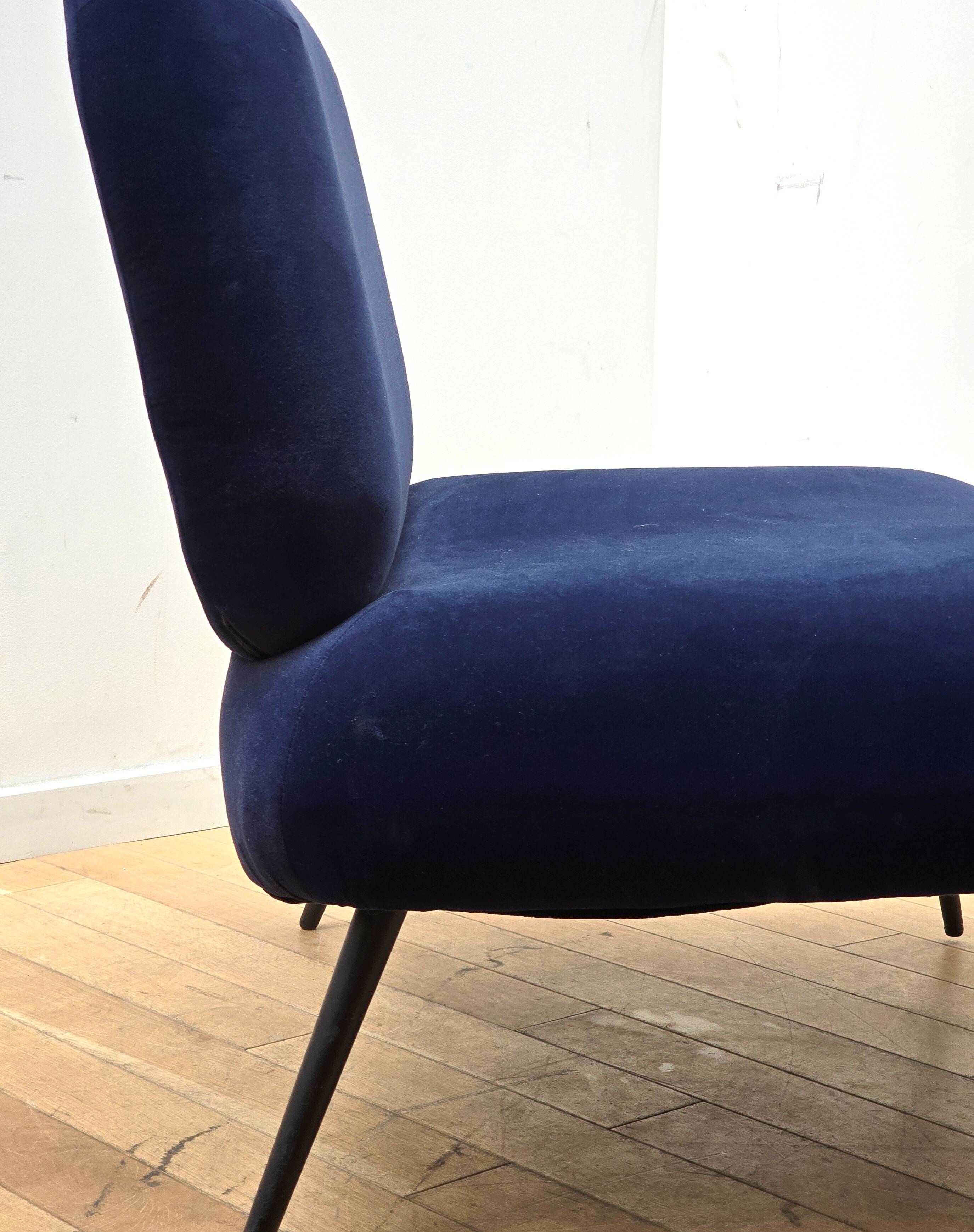 Designer lounge chair