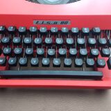 Machine à écrire Olivetti Lisa 80