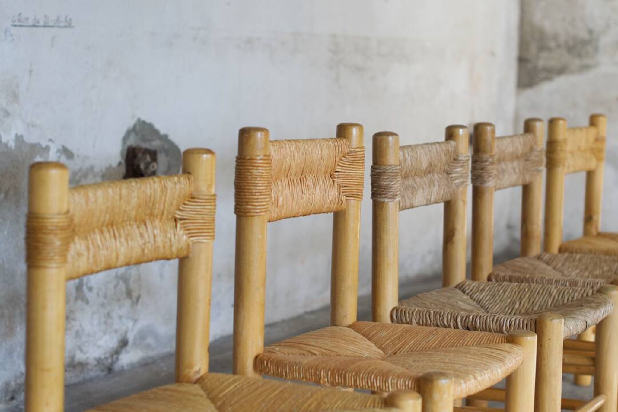 Chaises de salle à manger style Perriand