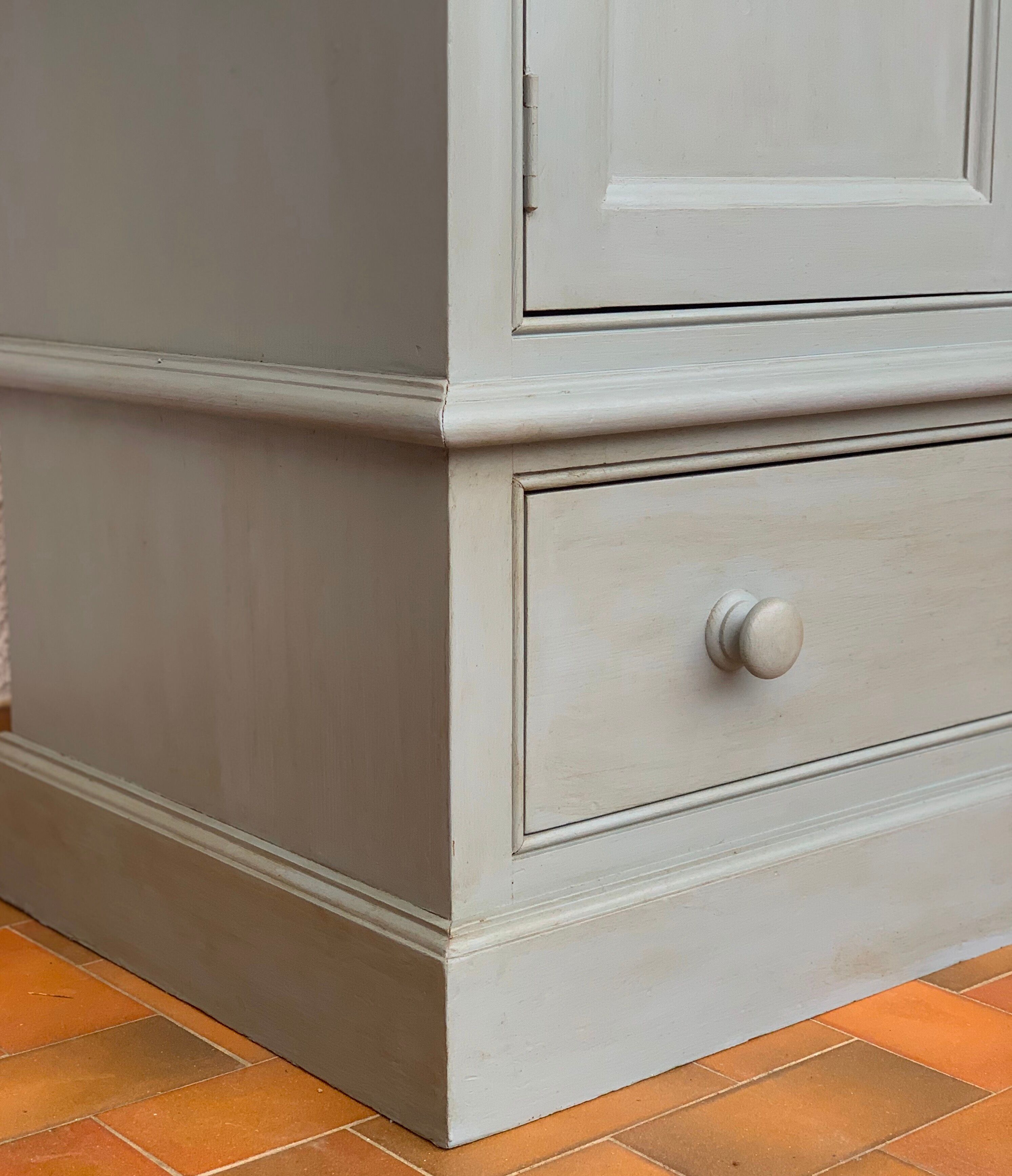 Painted wooden cabinet