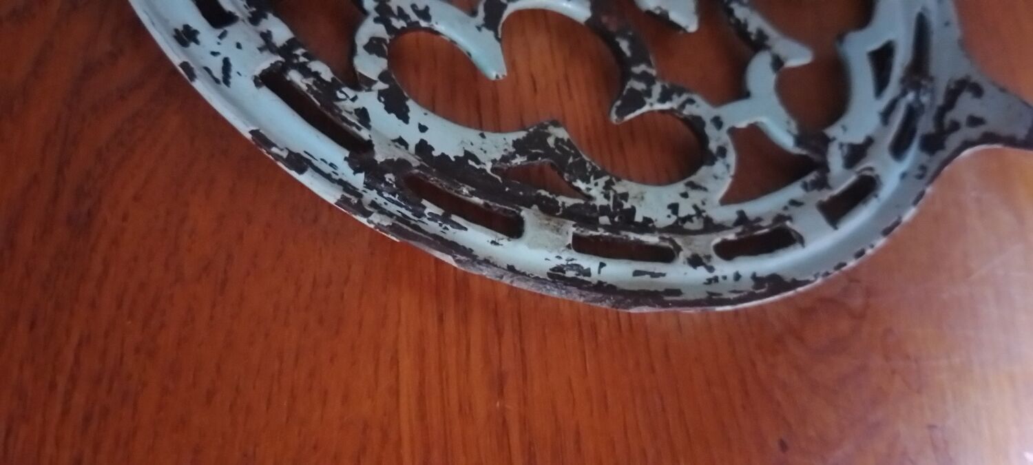 Vintage cast iron triflies