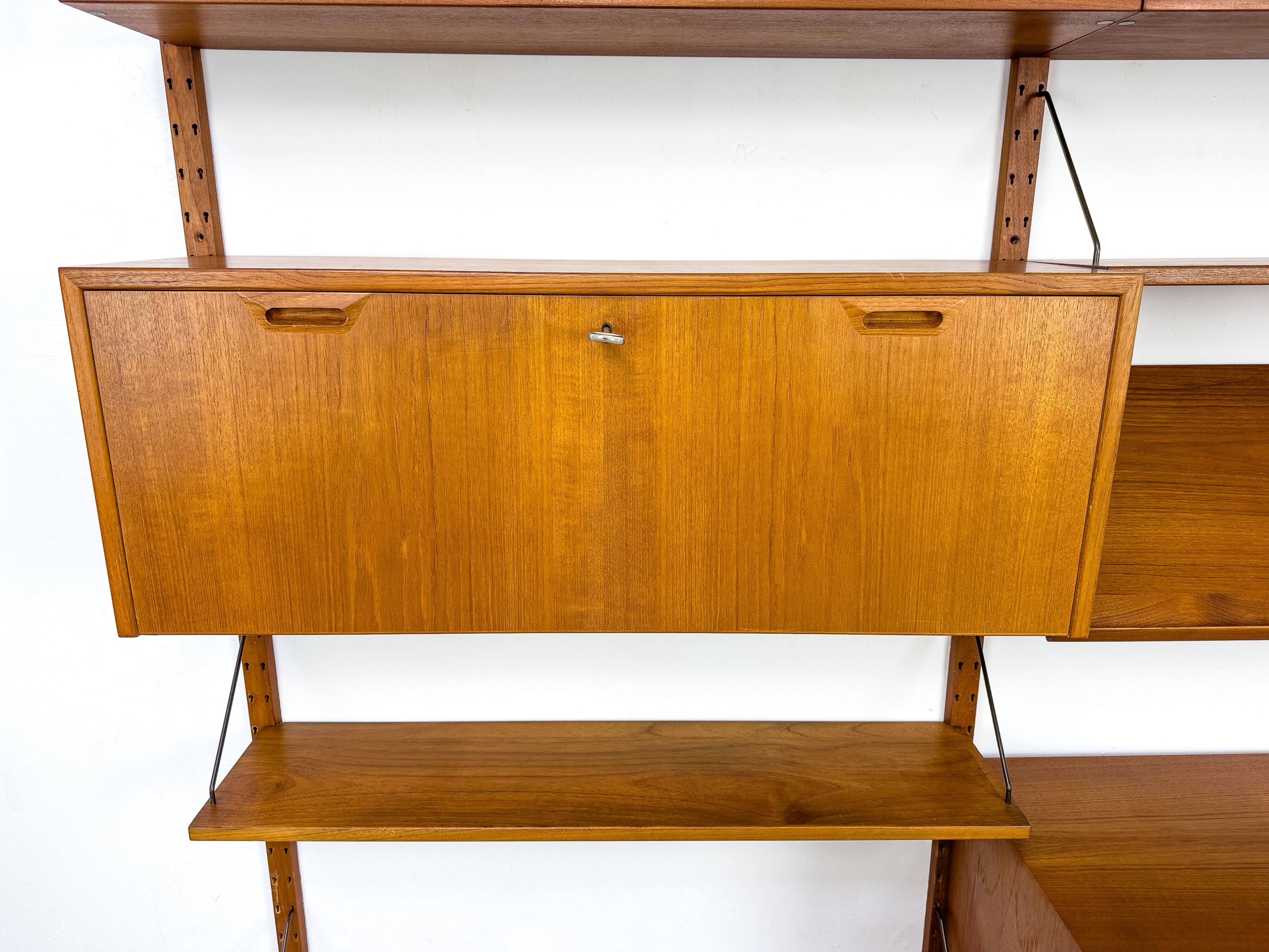 Système mural en teck par Sven Ellekaer pour Albert Hansen, années 1960