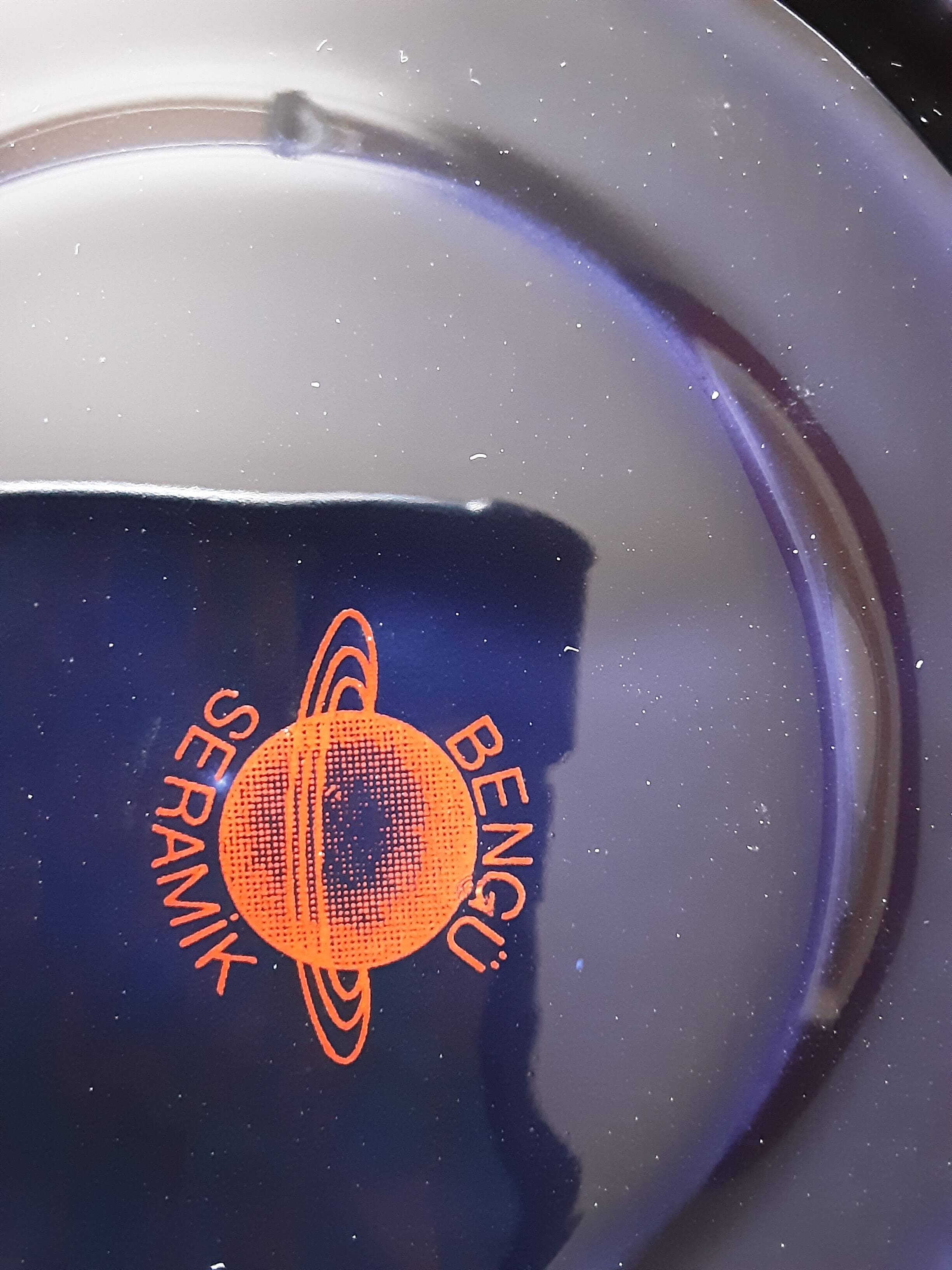 Set of 3 Benju Seramik cups and saucers