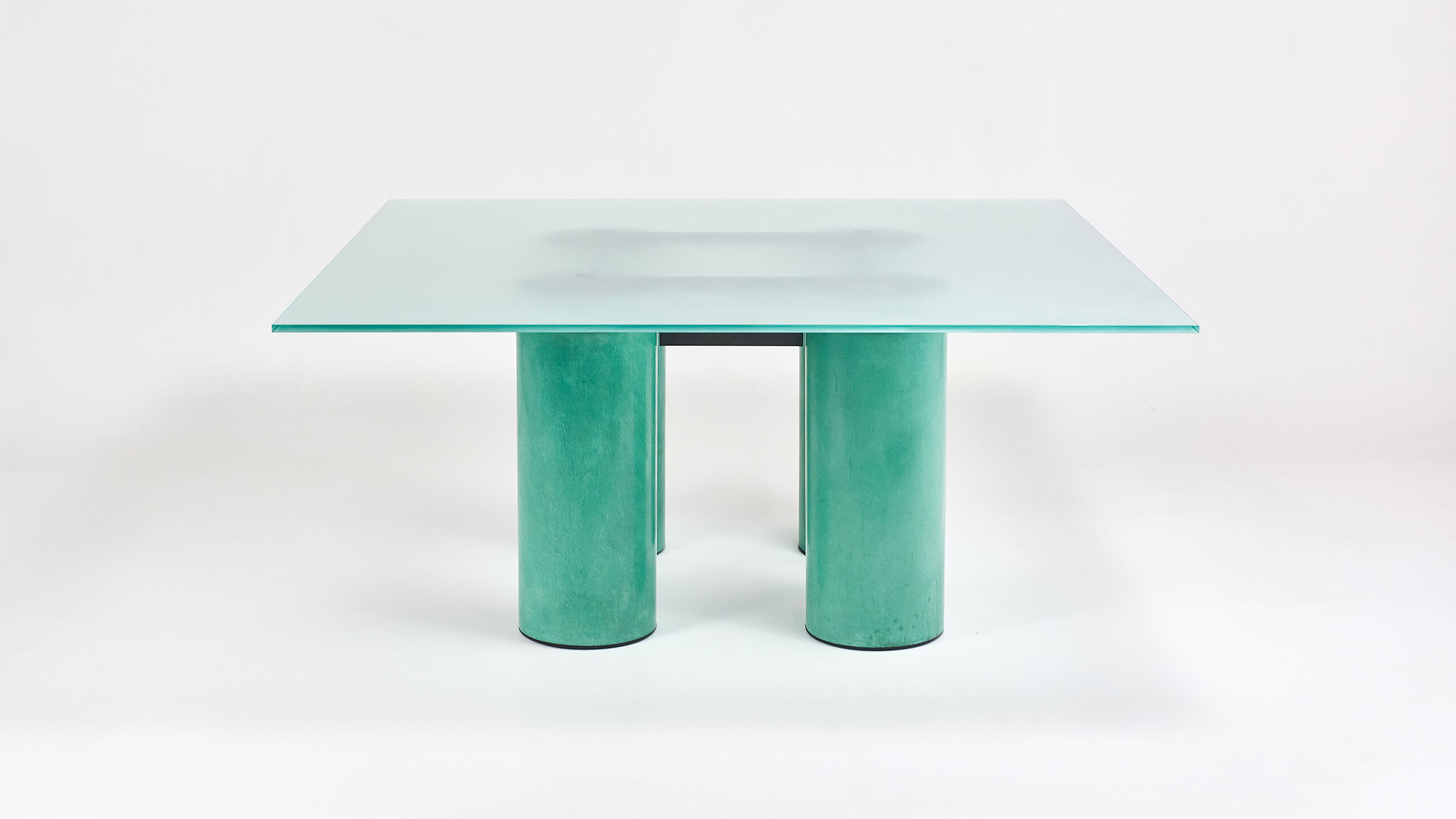 Table "Serenissimo", David Law, Lella and Massimo Vignelli for Acerbis. Italy, 80s