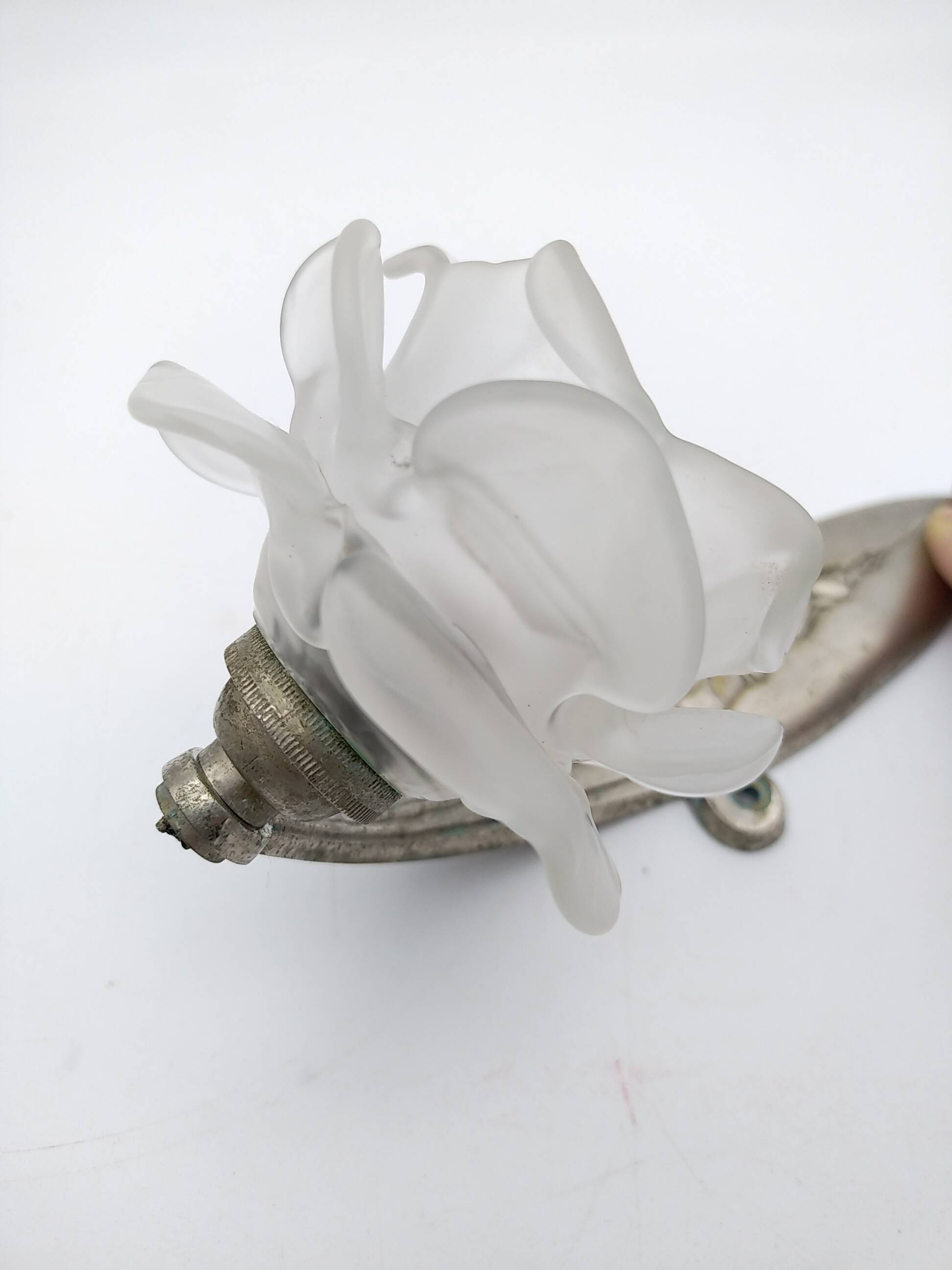 Art Deco wall light. Rose in glass paste.