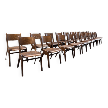 Set of 30 stackable bistro chairs