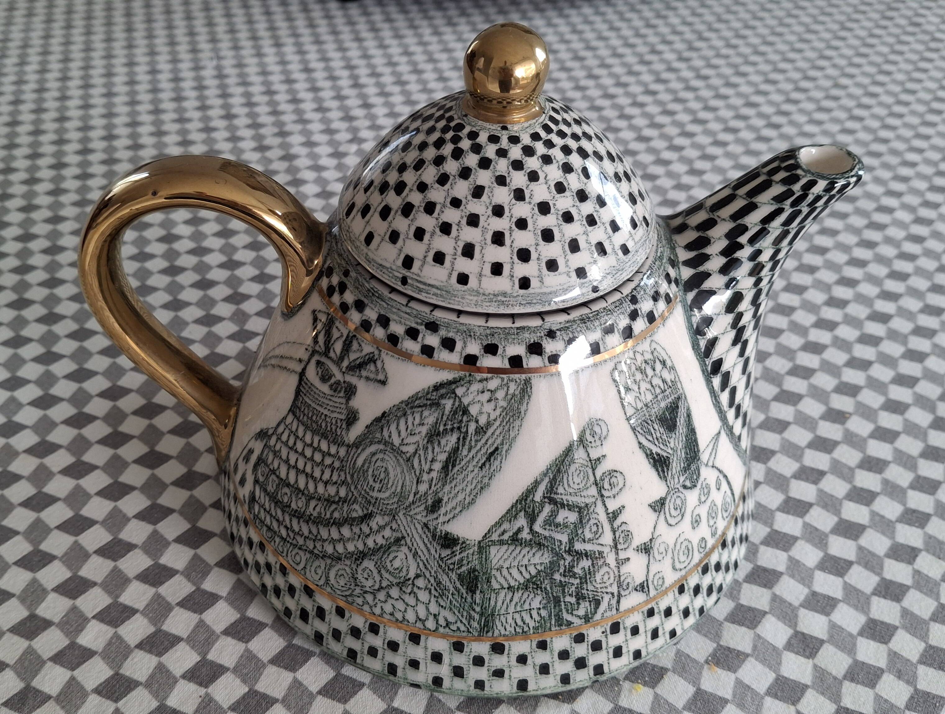 Art ceramic coffee/tea service by linda hojem (1999) - 10 pieces