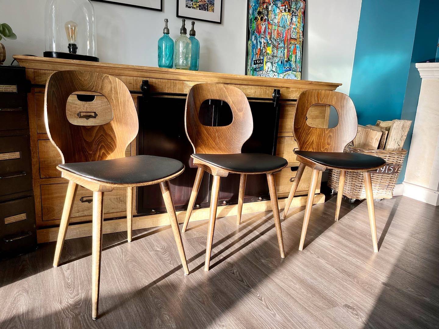 Série de 3 chaises bistrot Baumann