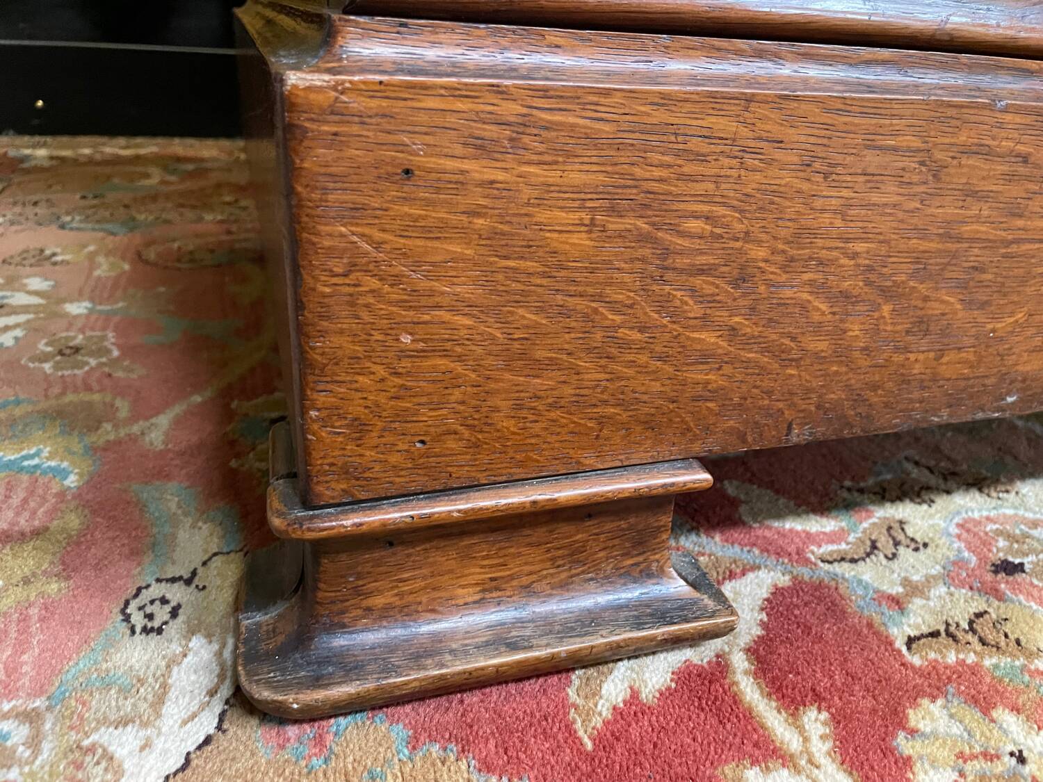 Commode époque Louis Philippe en chêne