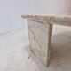 Table basse ou d'appoint en marbre italien, années 1980