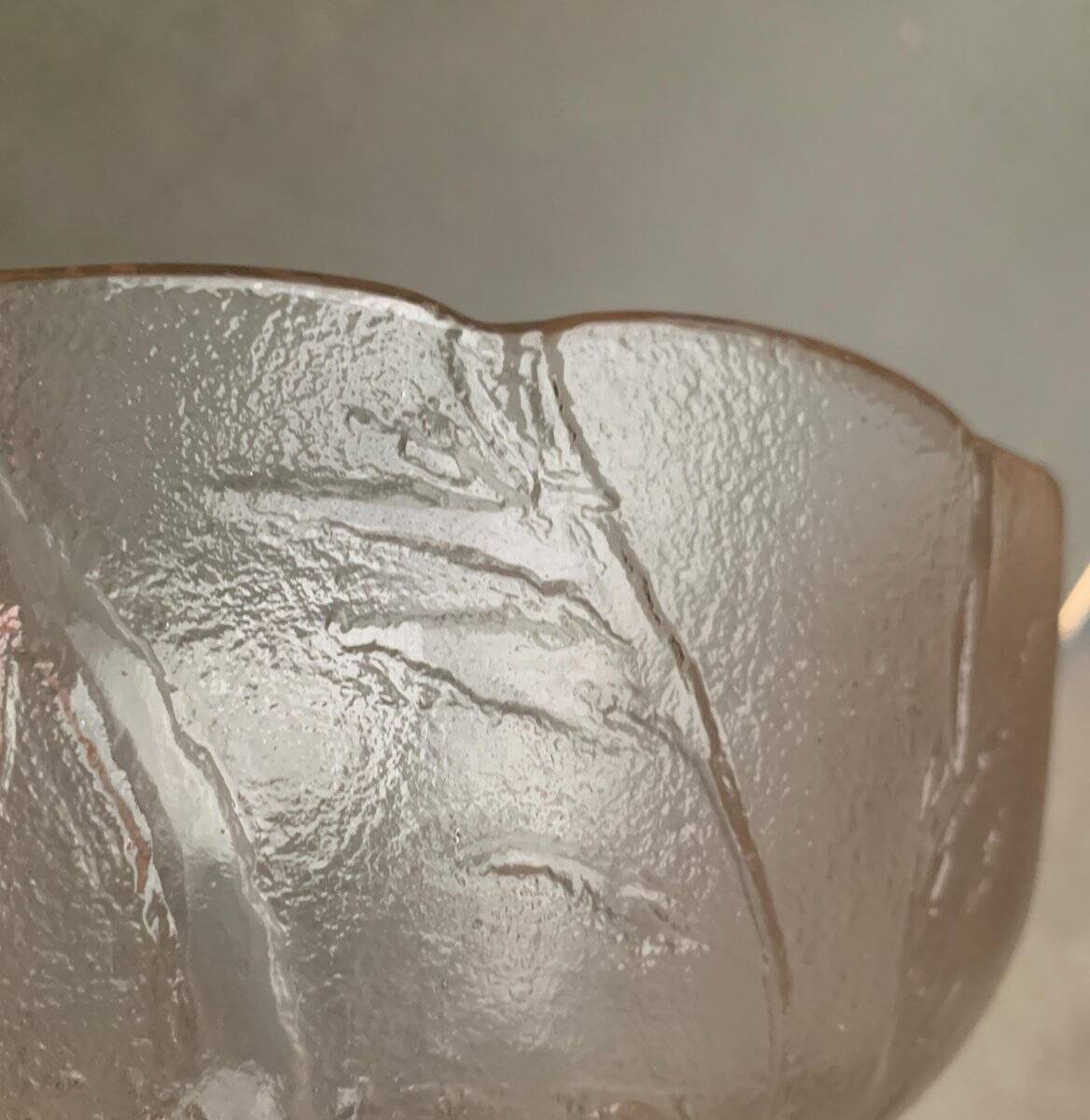 Large glass bowl from the mid-century by Heiniä Kainalossa for Humppila, Finland.