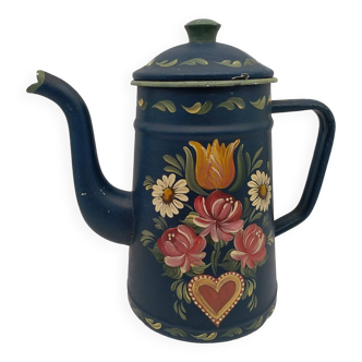 Old hand-painted pitcher. Zinc. With floral decoration.