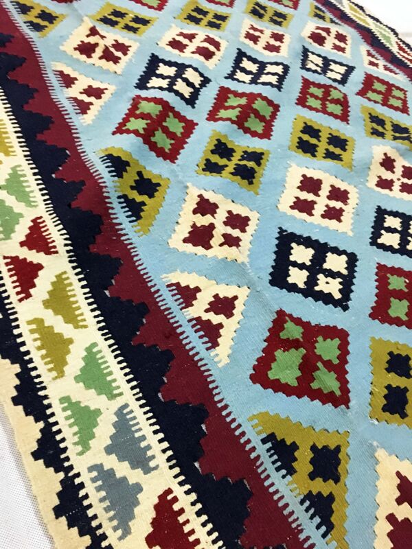 Magnifique tapis tissé Persan: Kilim Gashqai 285x129 cm - Iran - vers 1970