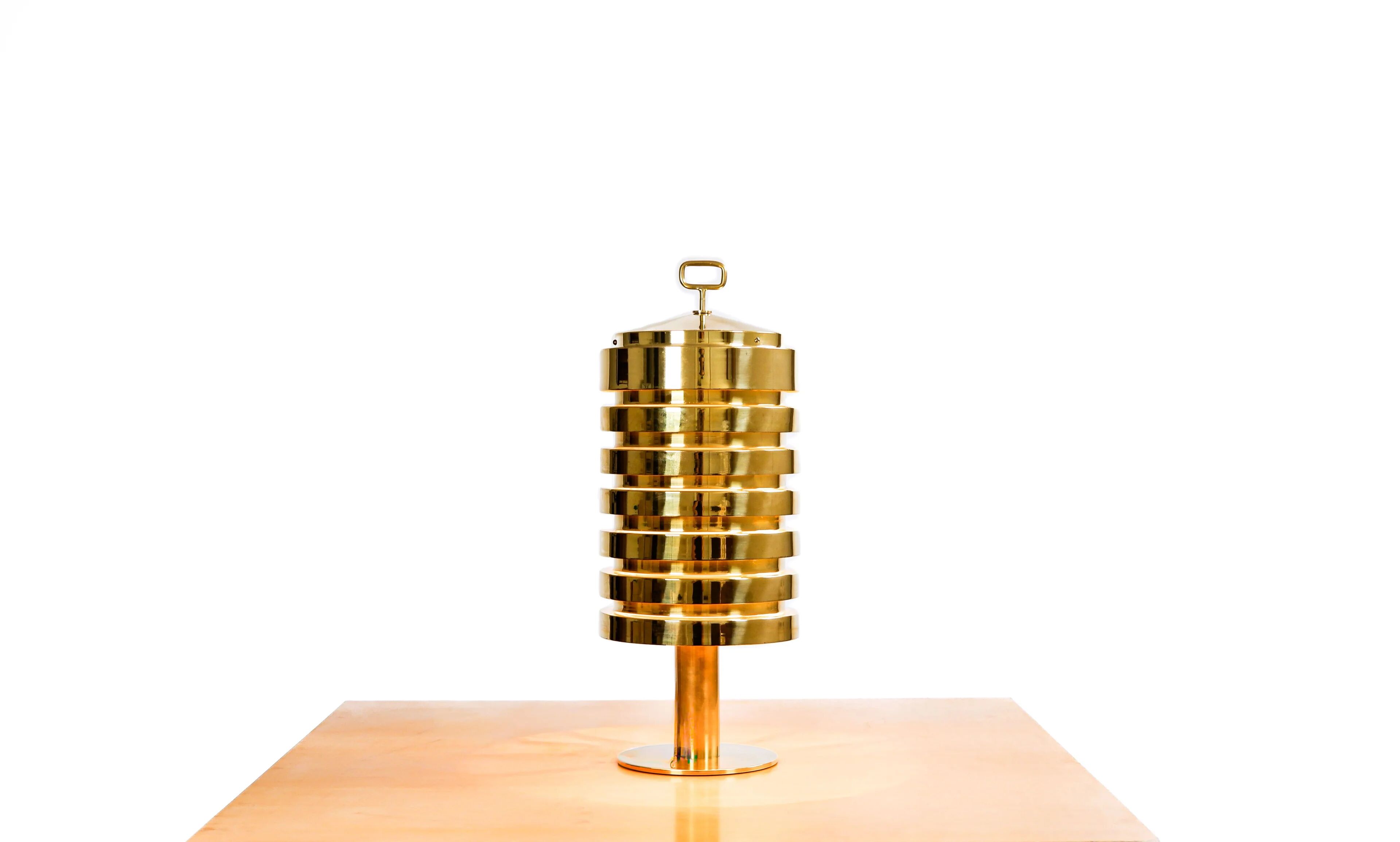 Hans Agne Jakobsson B99 table lamp. Circa 1960.