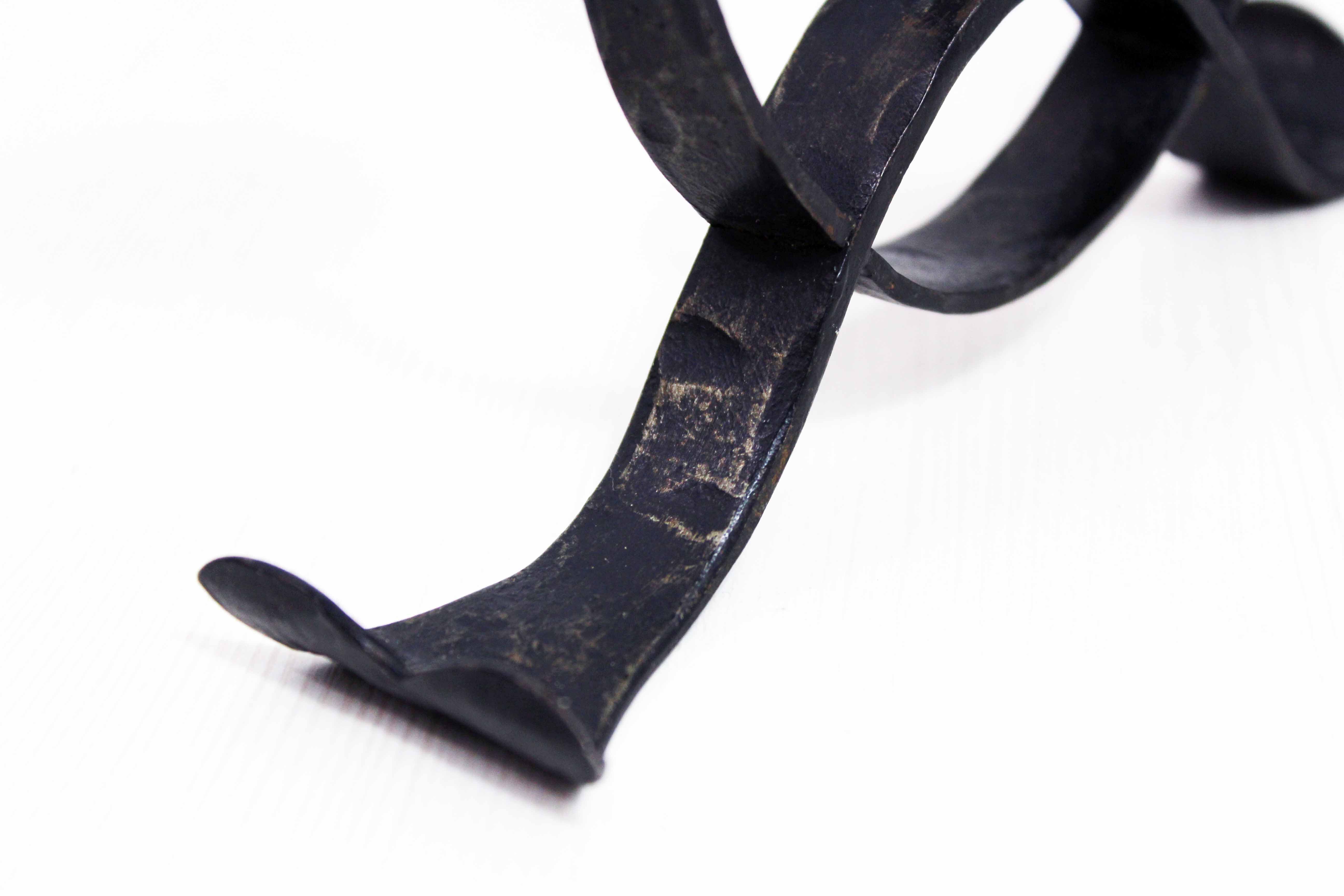 Modernist candle holder