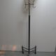 Porte-manteau industriel sur pied
