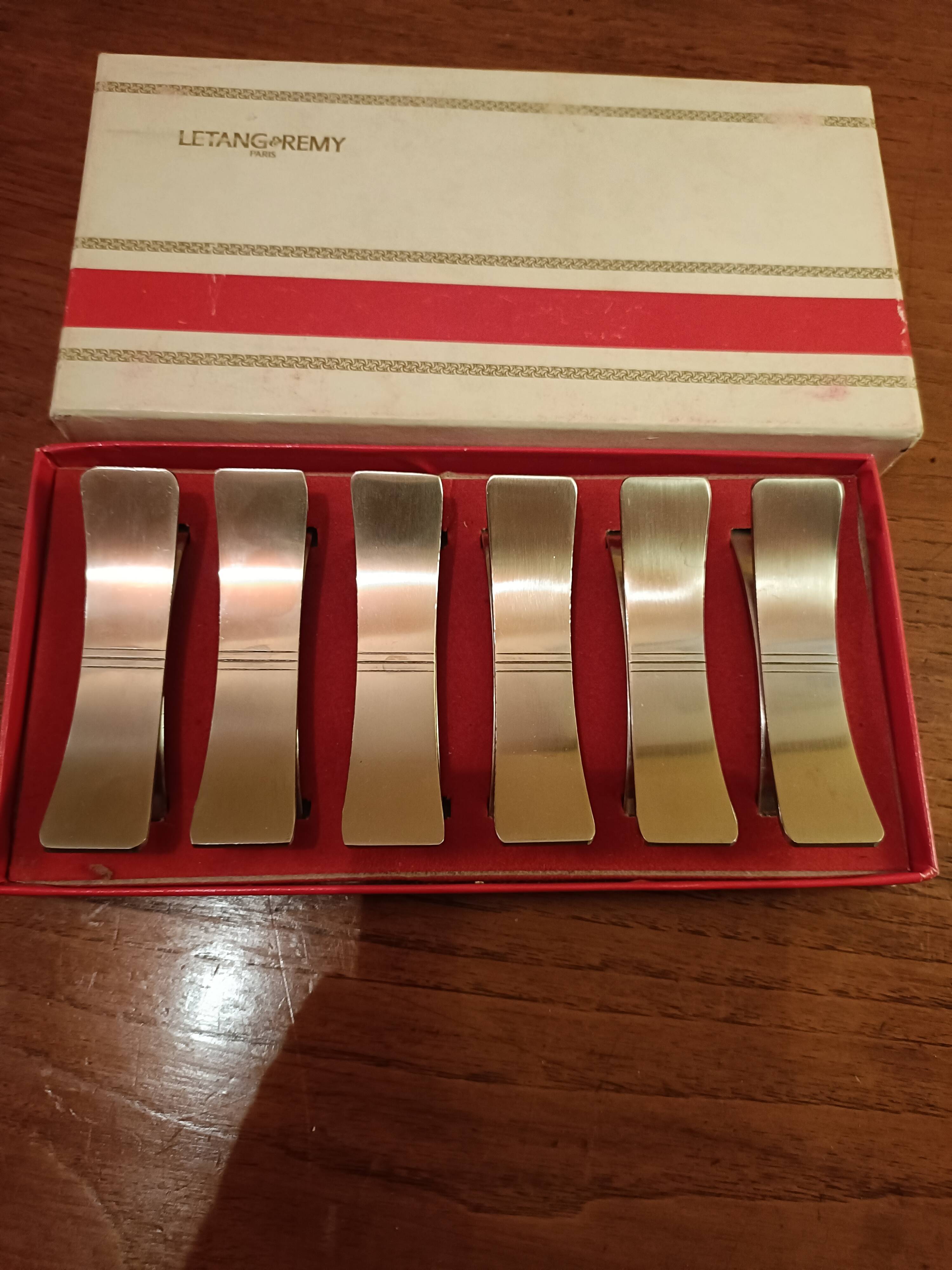 Six Letang and Rémy stainless steel knife holders
