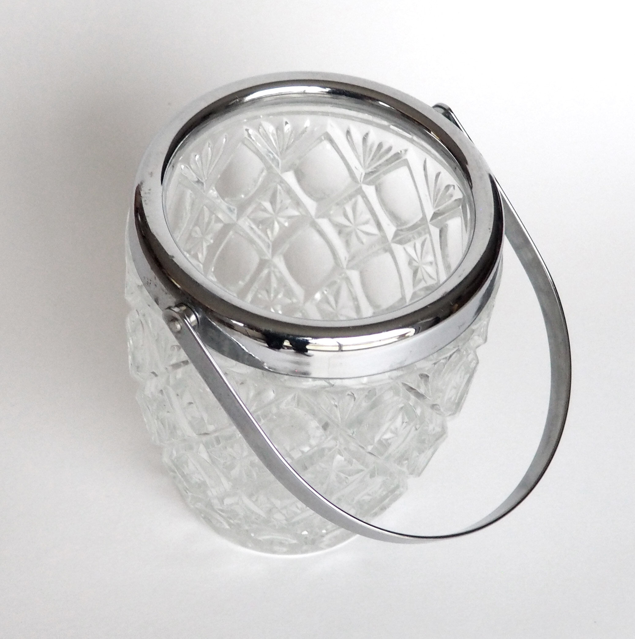 Glass ice bucket