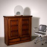 Meuble bar avec portes sculptées en chêne