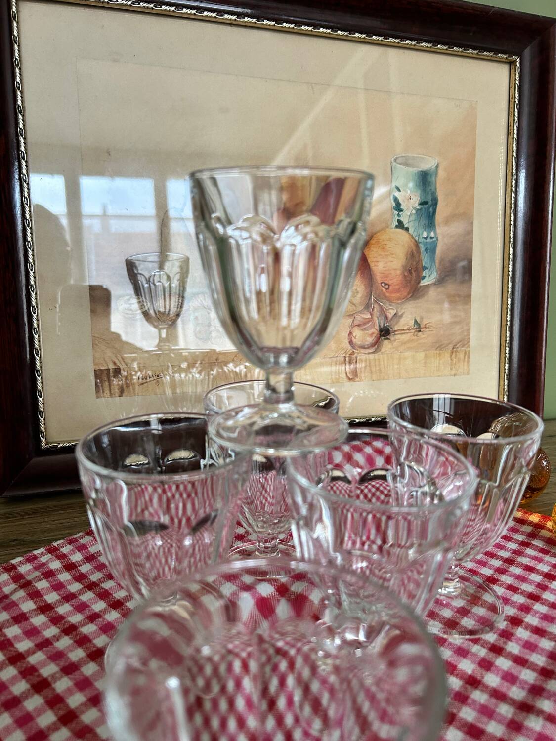 6 vintage faceted stemware
