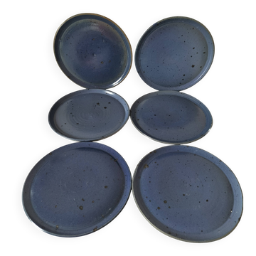 6 assiettes plates en grès artisanal bleu nuit moucheté