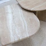 Tables basses sculpturales en marbre travertin de design italien vintage