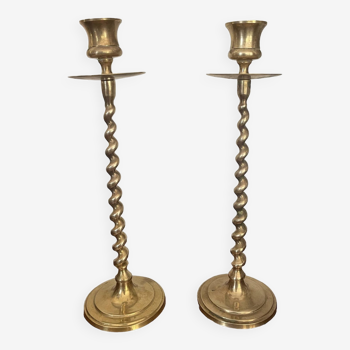 Pair of twisted brass candlesticks 26.5cm