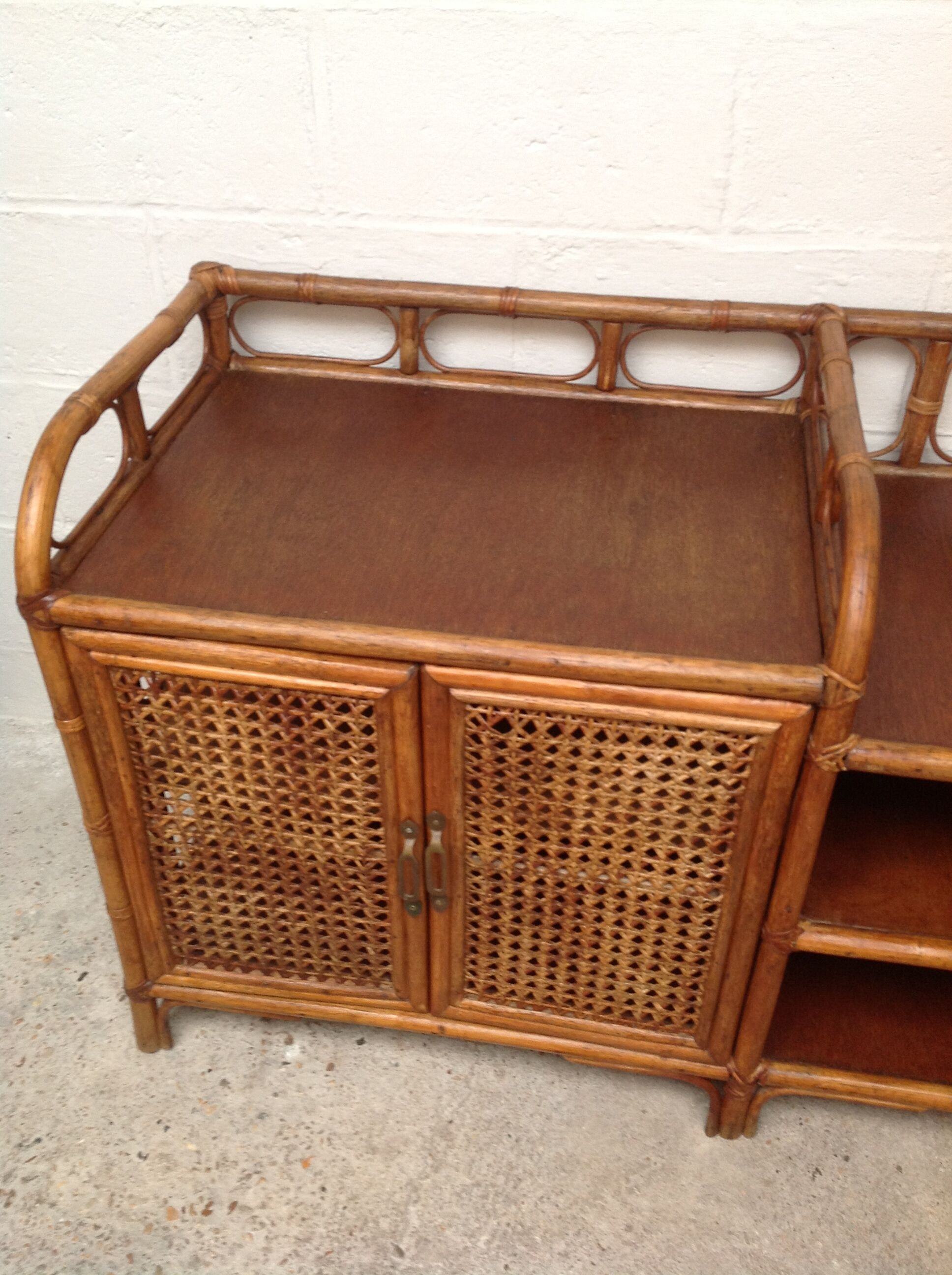 Buffet vintage cannage rotin et bois
