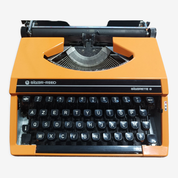 Silver Reed Silverette S Orange typewriter