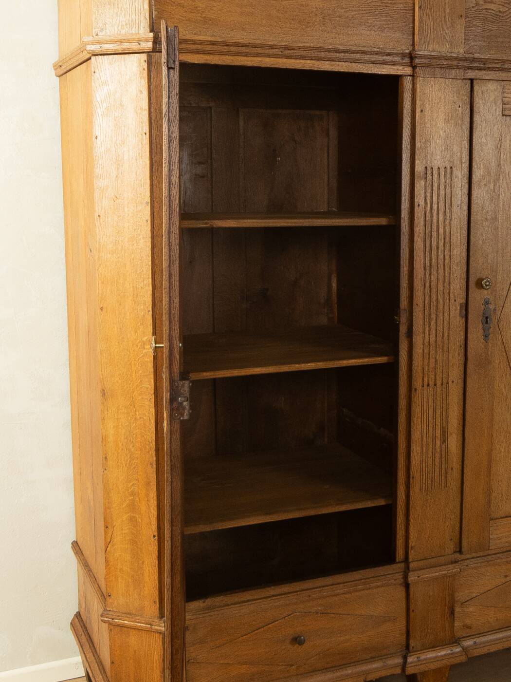 Classicist wardrobe from around 1840, solid oak, Austria