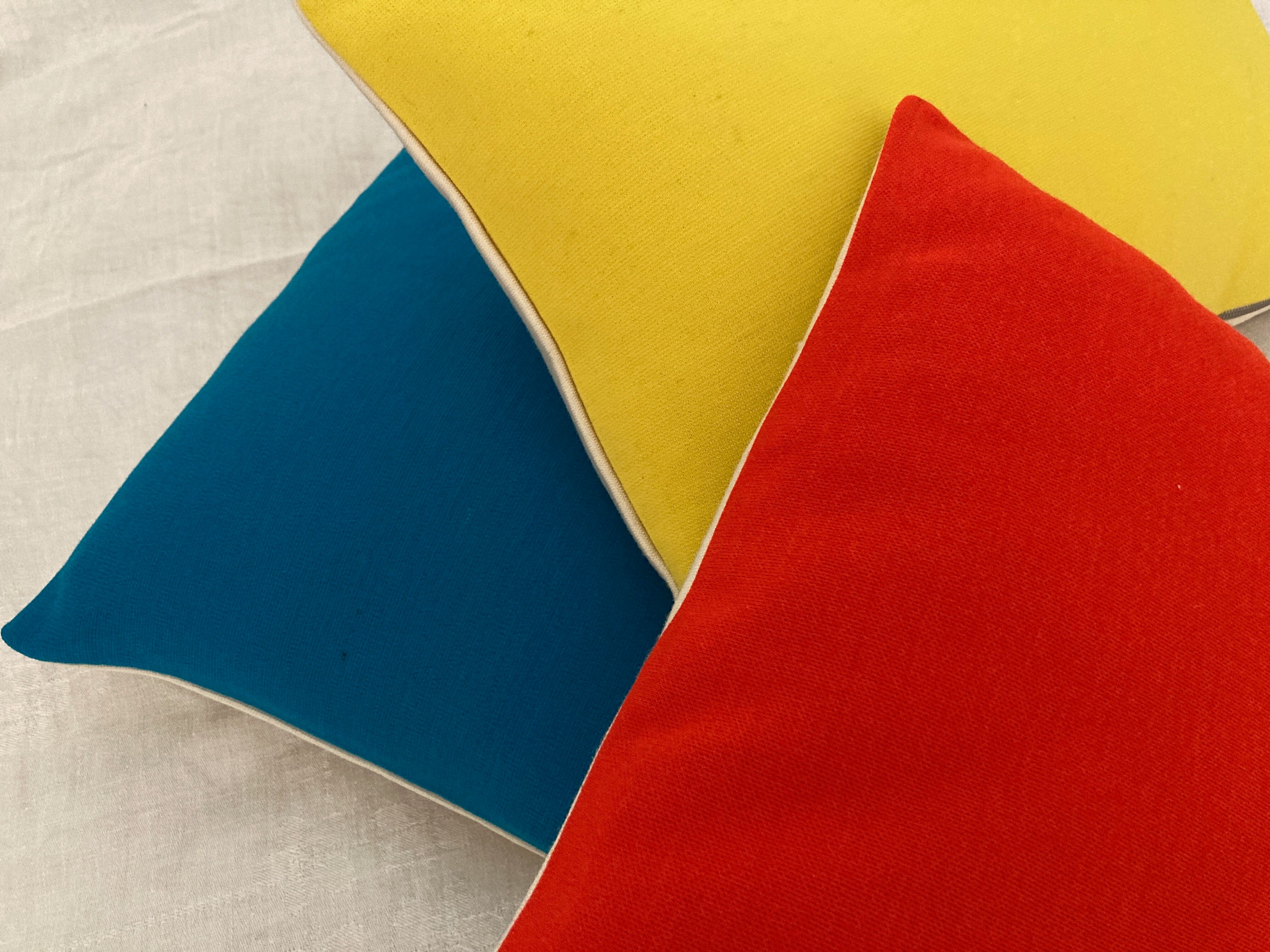 Set of 3 cushions in Racine wool jersey, space age 1960