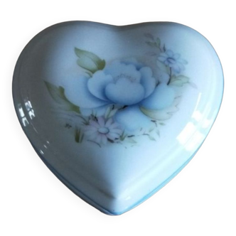 Boîte coeur en porcelaine