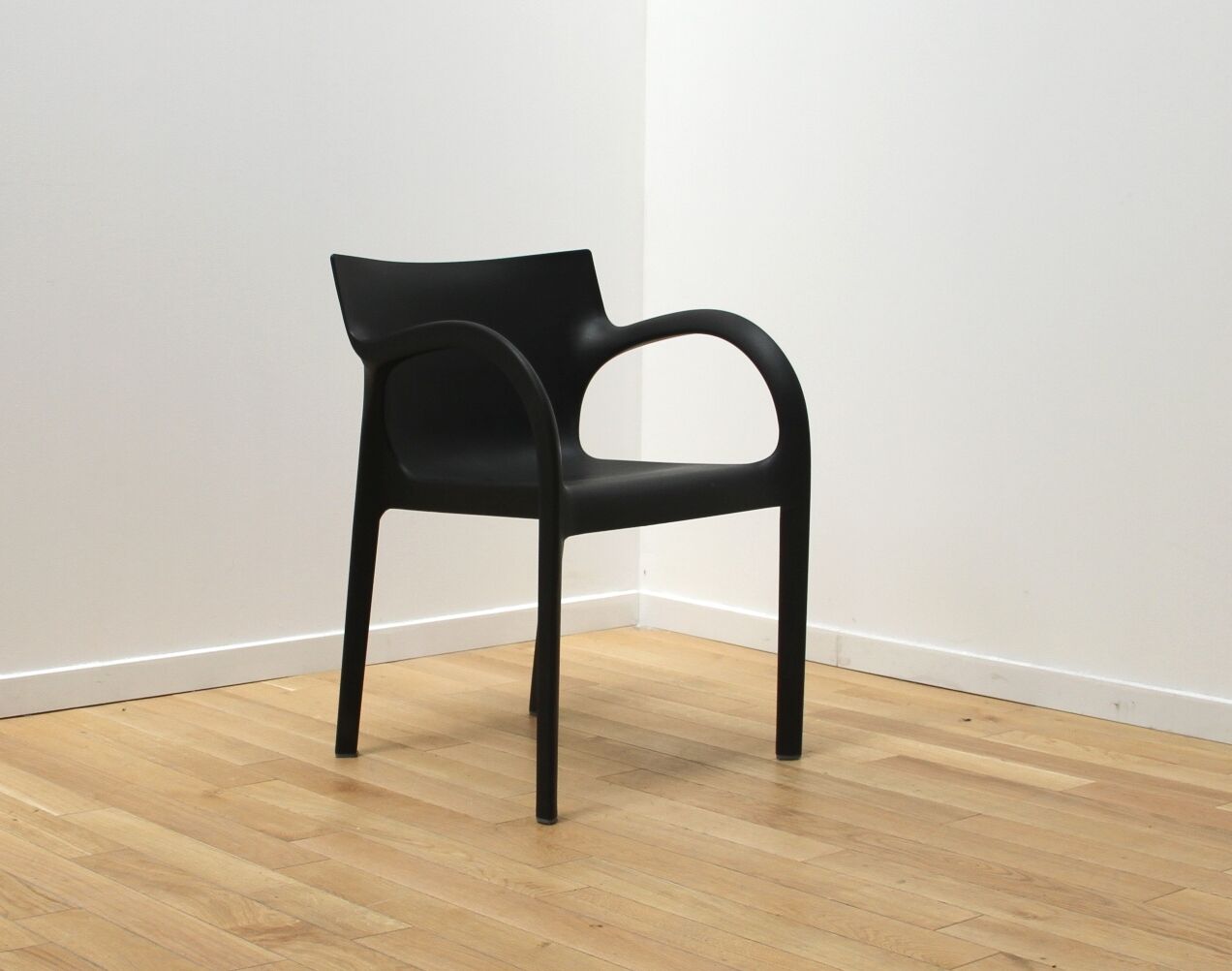 Poppy Star armchair, Segis