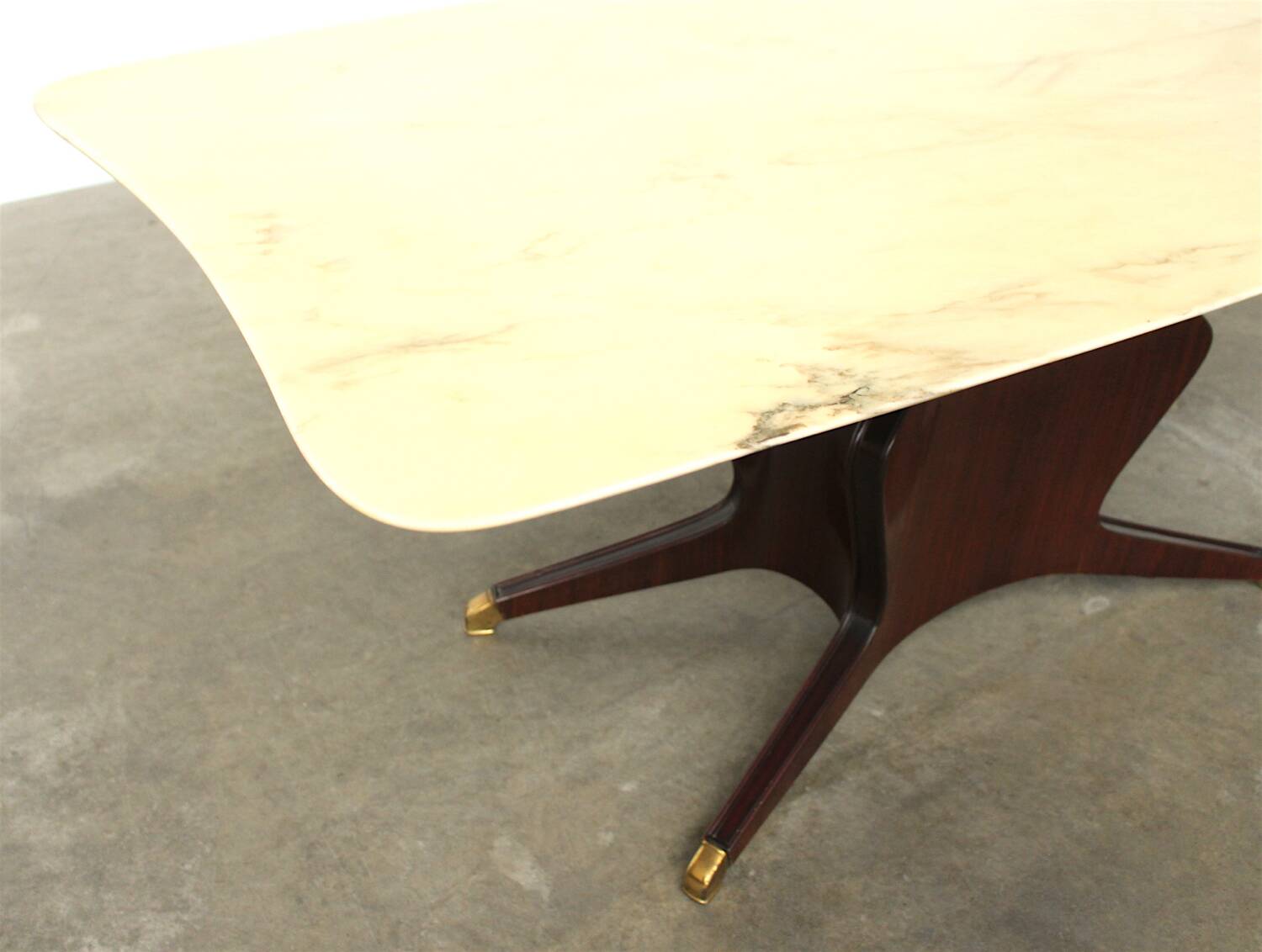 Dining Table by Osvaldo Borsani in mahogany and onyx top
