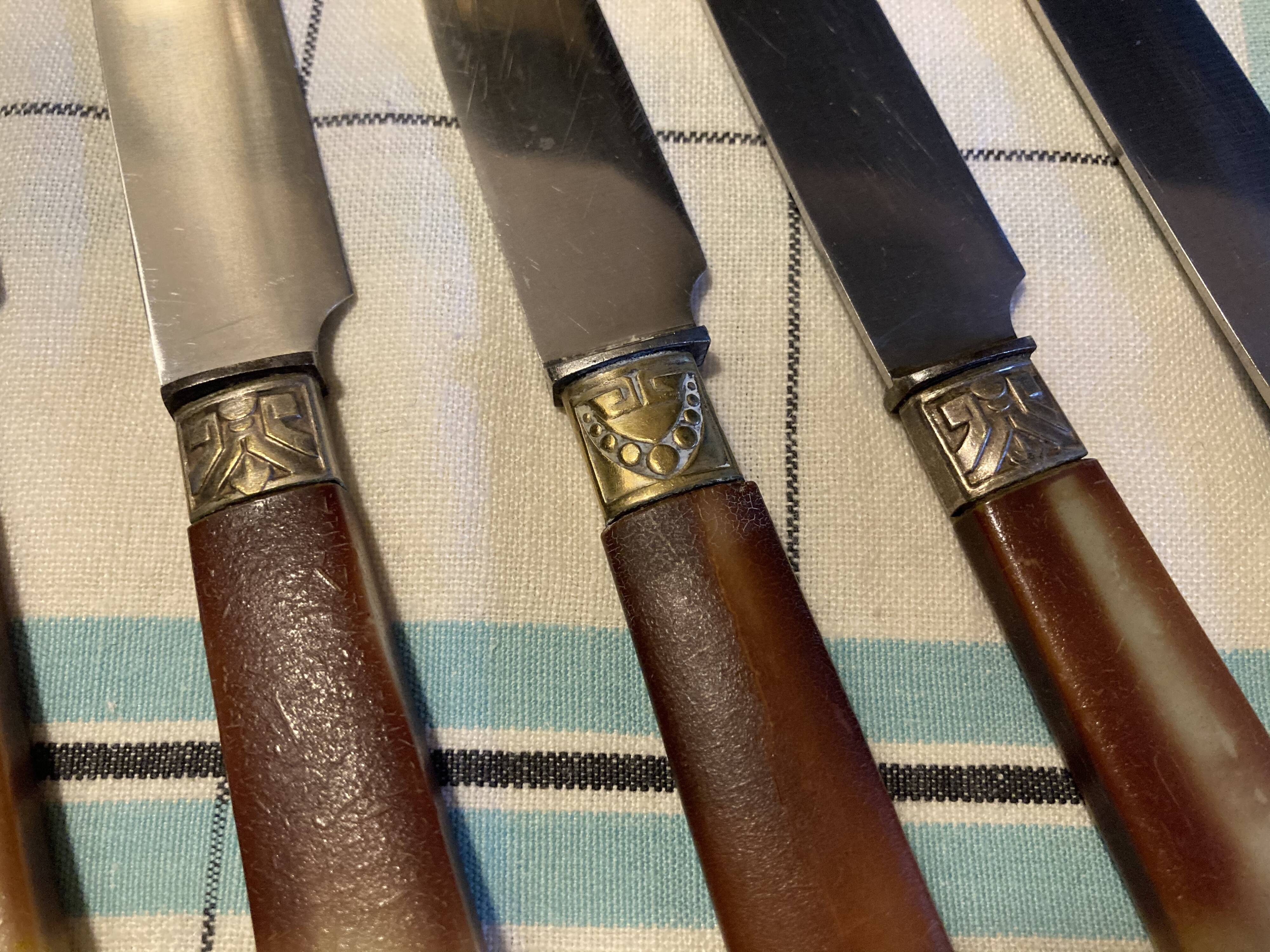 Set de 6 couteaux bakélite bicolore