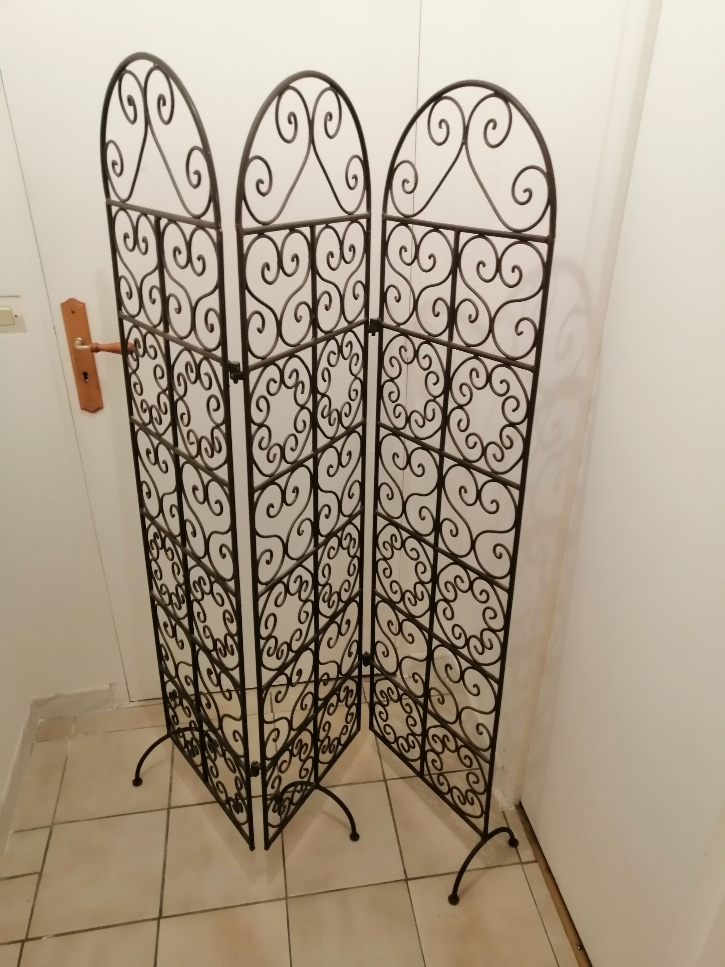 Wrought iron screen