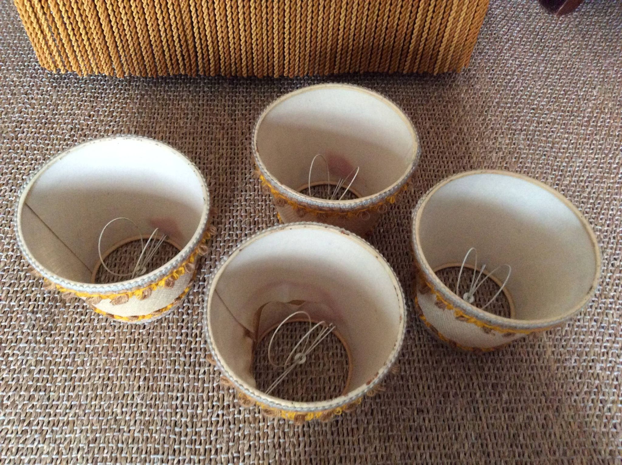 4 lampshades