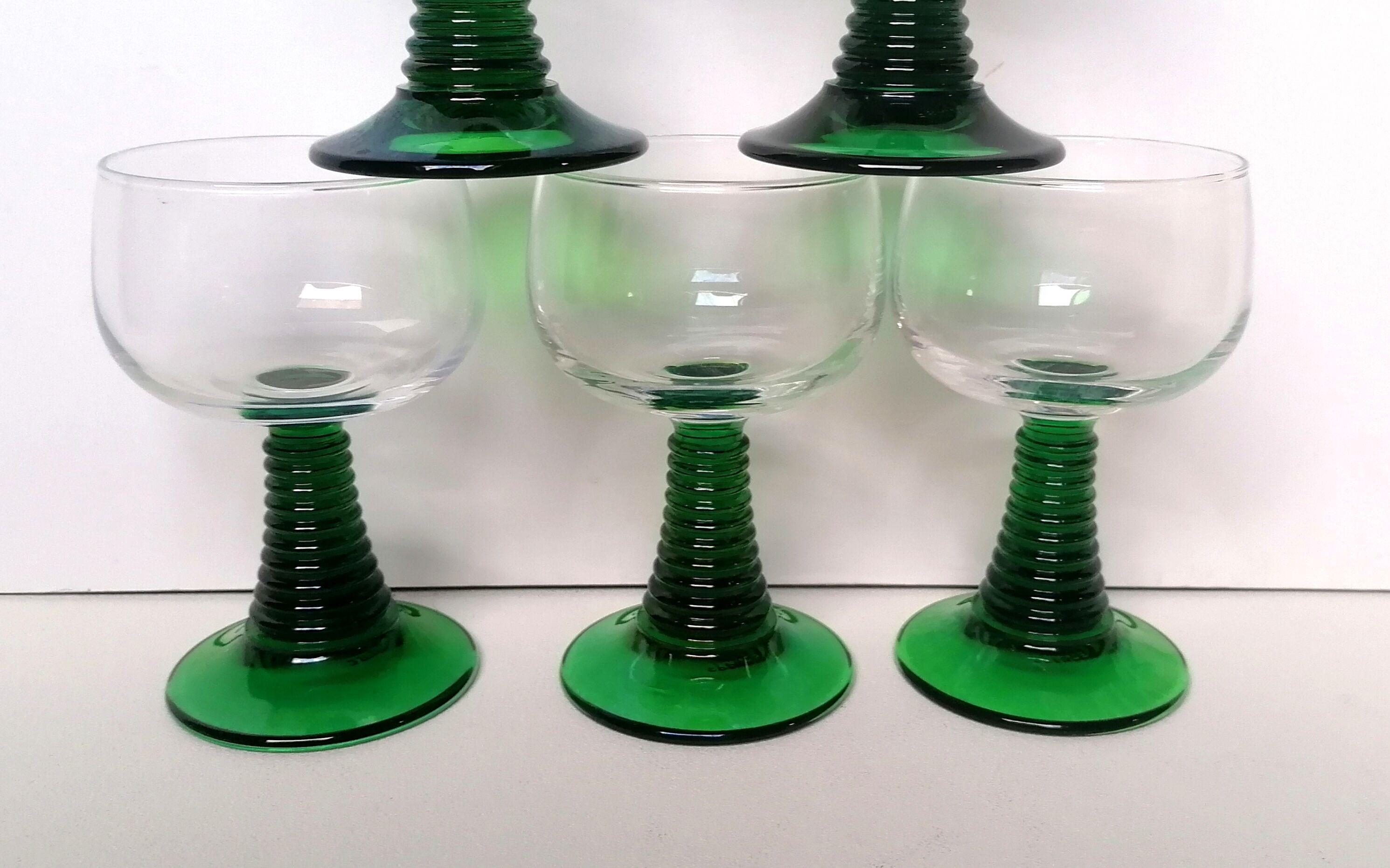 6 glasses Alsace wine pied torsade vert