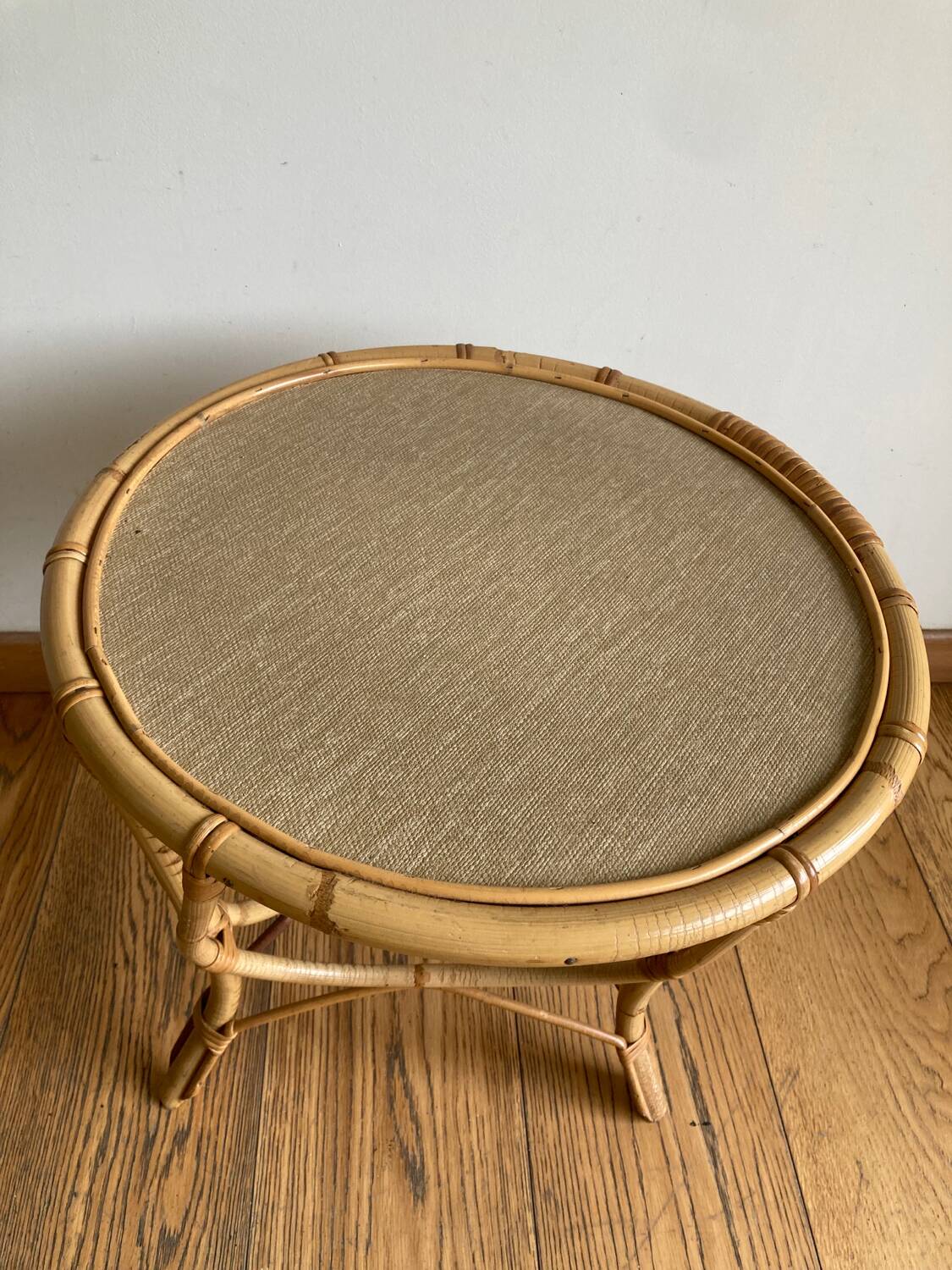 Round rattan coffee table