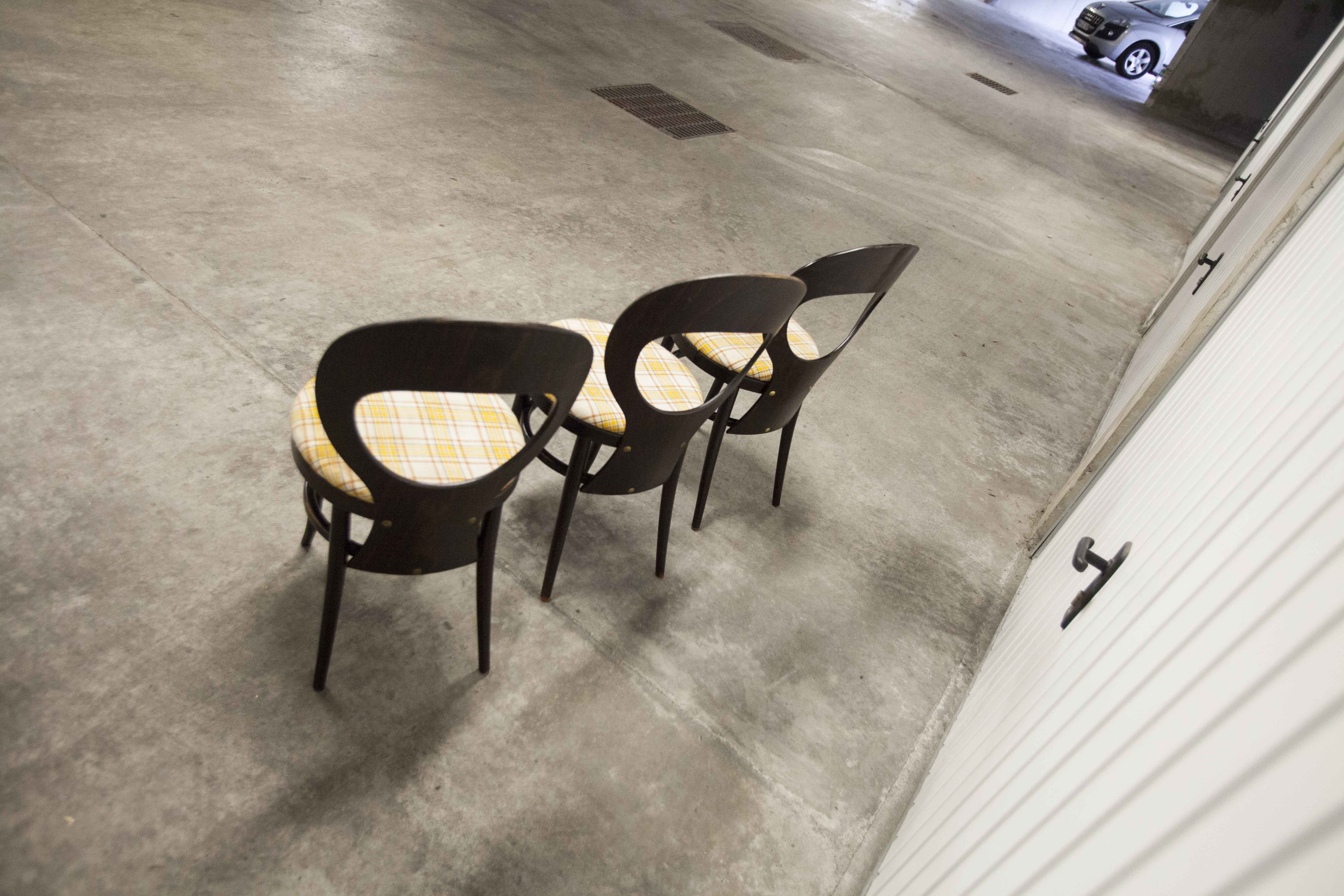 Lot de 3 chaises Baumann mouettes 1970 tissu à changer