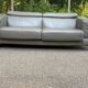 Canapé contemporain 3 places en cuir de buffle gris 200cm