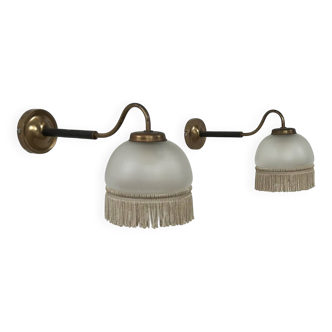 Vintage pair of wall lights, brass and frosted glass, France, 1970.