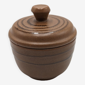 Small stoneware pot