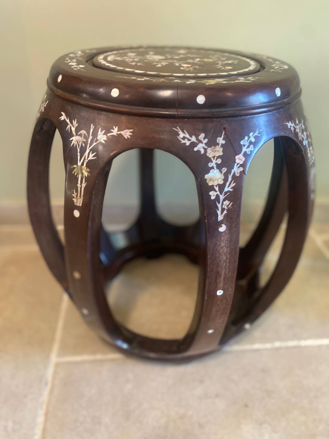 Mother-of-pearl inlay stool