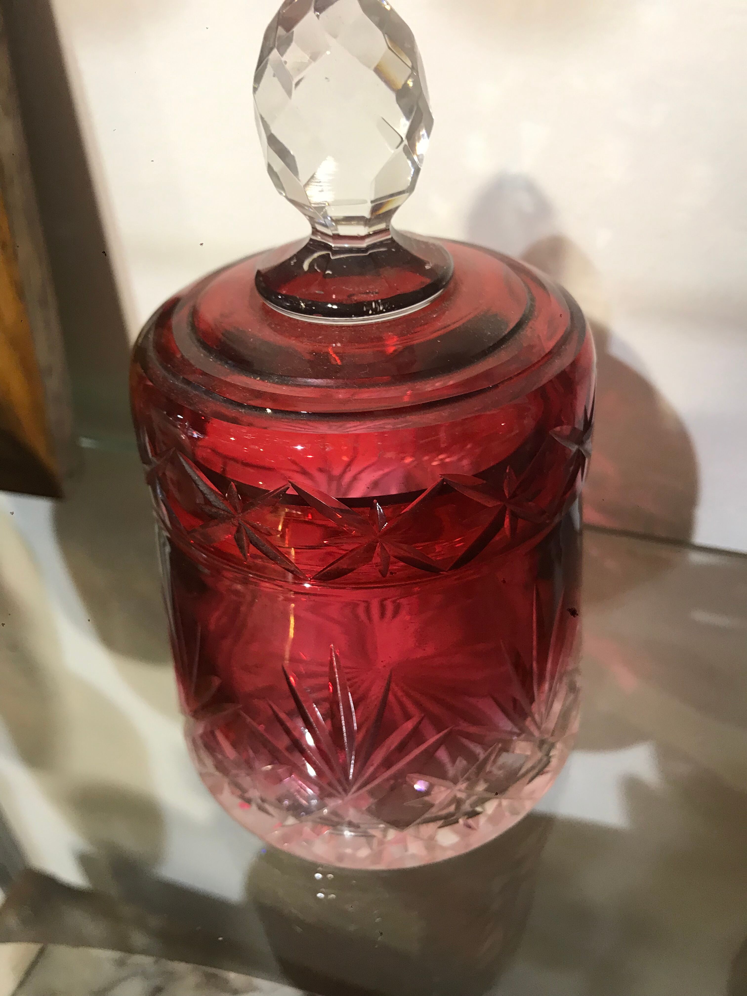 St. Louis crystal pot