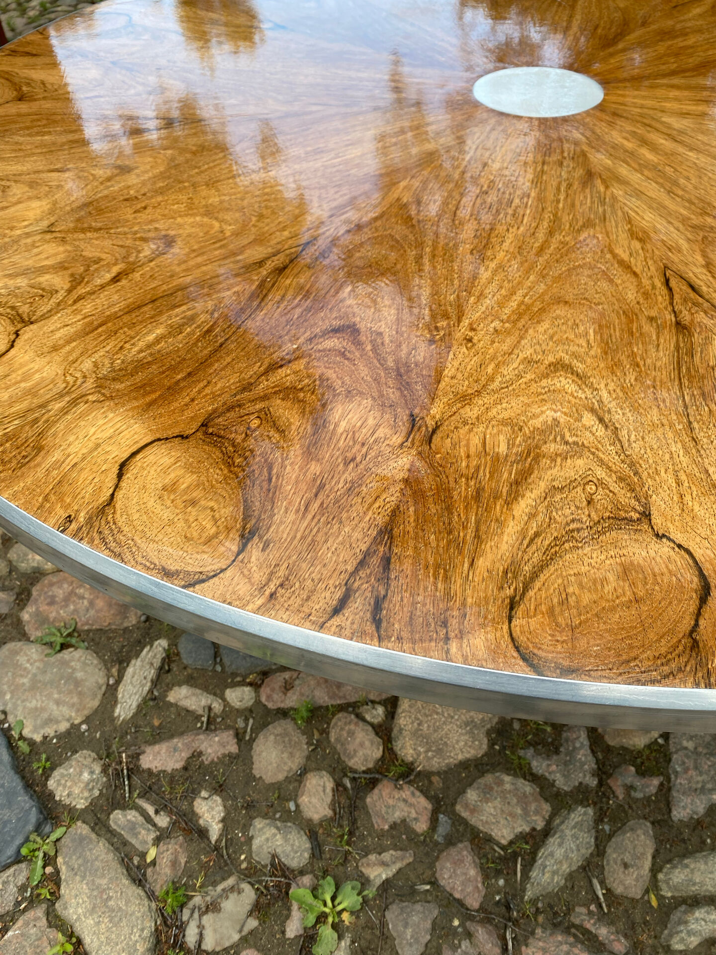 Dining table by Poul Cadovius