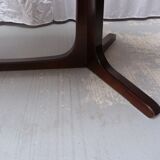 Baumann Oval Table